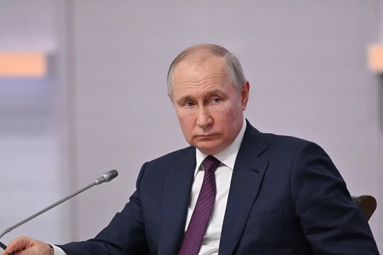 Tổng thống Putin nói quân đội Nga đã ngăn chặn cuộc nội chiến
