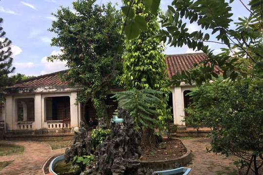 Nhà cổ bên sông của một tri huyện ở Biên Hòa