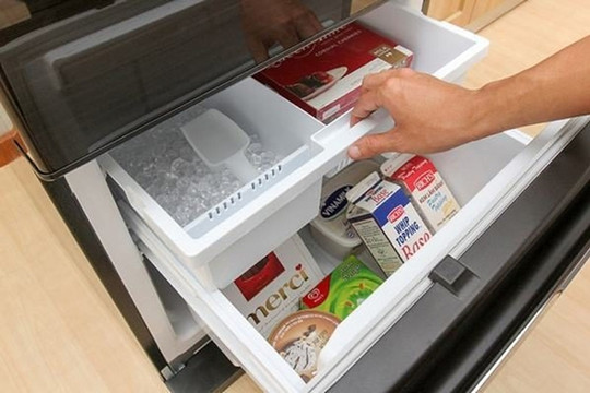 Tủ lạnh ngăn đá trên hay ngăn đá dưới tiết kiệm điện hơn? 
