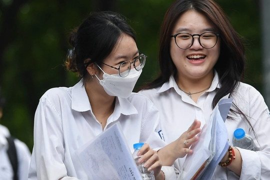 Toàn cảnh điểm chuẩn xét tuyển các trường thuộc Đại học Quốc gia Hà Nội
