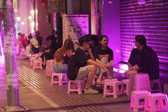 Sài Gòn cà phê đêm, sau niềm vui là hệ luỵ khó lường