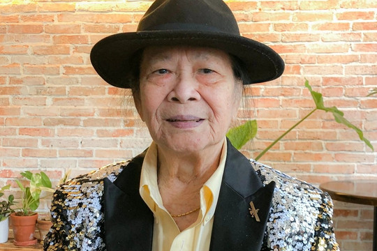 Gia Bảo phản hồi chuyện 'bào sức' danh ca Minh Cảnh ở tuổi 86