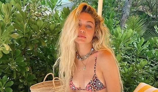 Siêu mẫu Gigi Hadid bị tạm giam vì cần sa