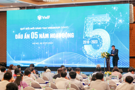 Gần 800 tỷ đồng được tài trợ phát triển nghiên cứu khoa học Việt Nam