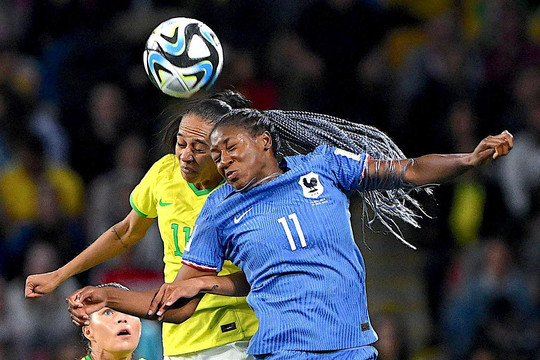 Kết quả World Cup nữ 2023: Thắng Brazil, cựu HLV Nam Định thoát cảnh bị loại sớm