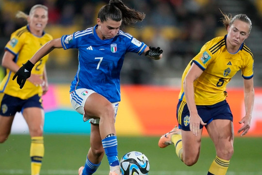 Đội tuyển nữ Italy nhận thất bại 0-5 trước Thụy Điển ở World Cup