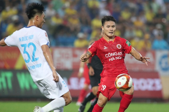Quang Hải mờ nhạt, CLB Công An Hà Nội giành 3 điểm phút cuối