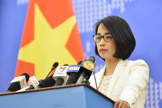 Lên án nghiêm khắc hành vi phá hoại quốc kỳ Việt Nam tại Philippines