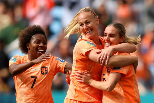 World Cup nữ 2023: Loại Nam Phi, Hà Lan gặp Tây Ban Nha ở tứ kết