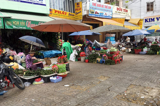 Chợ trầu cau ... 100 năm giữa Sài Gòn