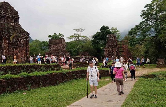 Sức thu hút du lịch vùng sâu trong đất liền tỉnh Quảng Nam