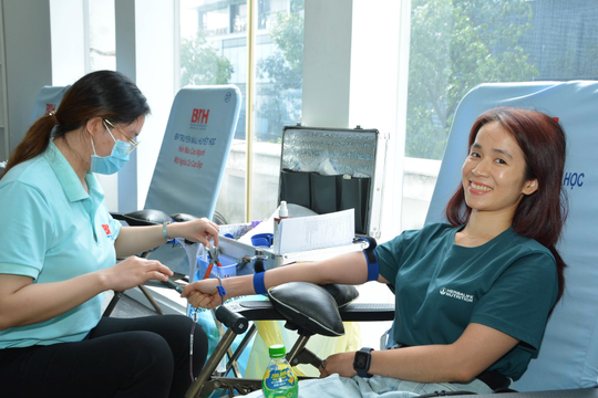 Nhân viên Herbalife Việt Nam hiến 280 đơn vị máu