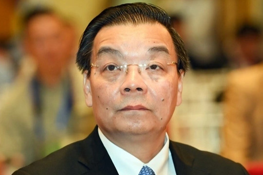 Túi quà màu xanh đựng 200.000 USD tại phòng của cựu Bộ trưởng Chu Ngọc Anh