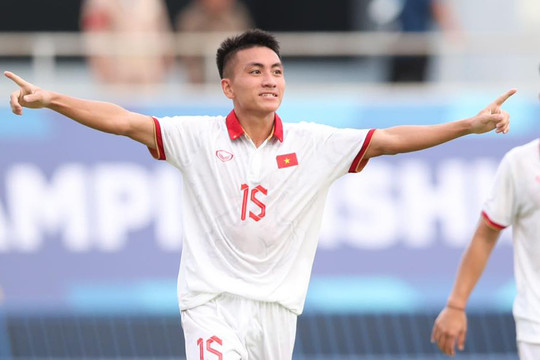 Nguyễn Minh Quang xuất sắc nhất trận U23 Việt Nam - U23 Lào