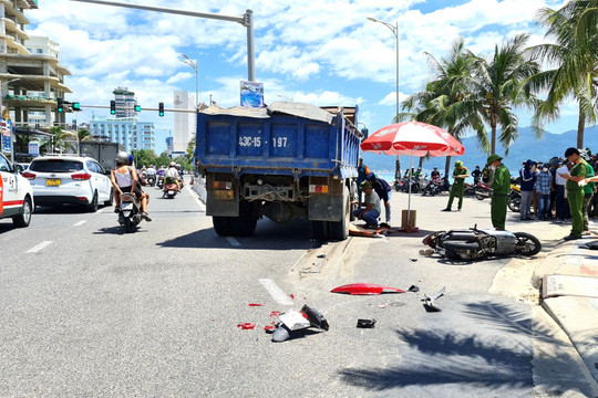 Bắt giam tài xế xe tải gây tai nạn khiến nữ du khách chết tại chỗ