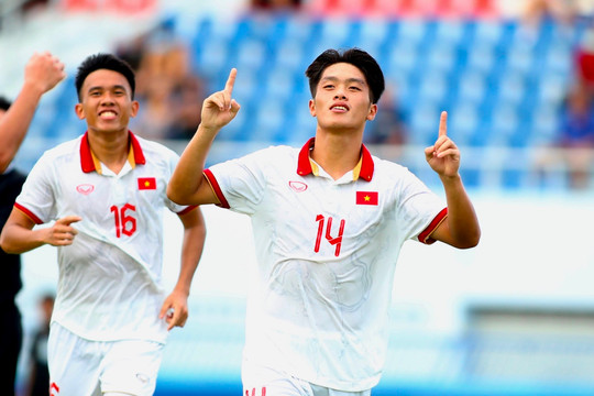 U23 Việt Nam thắng đậm U23 Malaysia, vào chung kết giải U23 Đông Nam Á