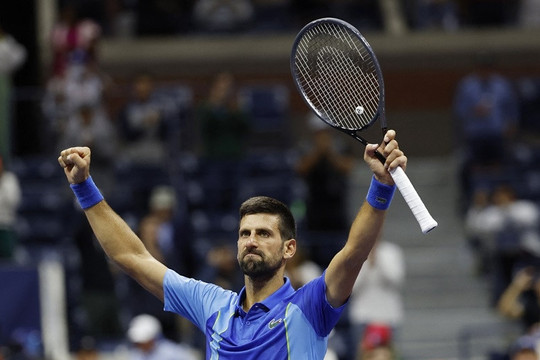 Djokovic ngược dòng ngoạn mục vào vòng 4 US Open 2023