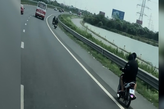 Đoàn thanh thiếu niên chạy xe máy trên cao tốc Pháp Vân - Cầu Giẽ bị xử lý
