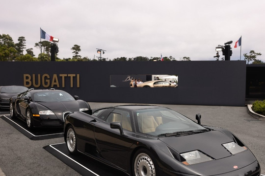 Cận cảnh dàn siêu xe Bugatti triệu USD cực hiếm tụ họp tại Mỹ