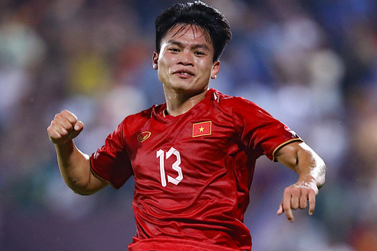 U23 Việt Nam thắng đậm U23 Guam, đứng đầu bảng C vòng loại U23 châu Á
