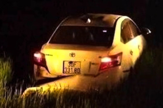 Phó Chủ tịch xã lái ô tô va chạm liên hoàn khiến 4 người bị thương