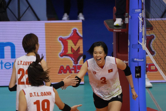 Thanh Thúy báo tin cực vui với tuyển bóng chuyền nữ Việt Nam