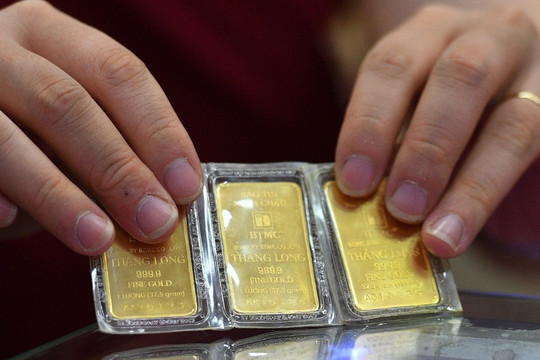 Giá vàng trong nước biến động trái chiều, vàng miếng tăng cao