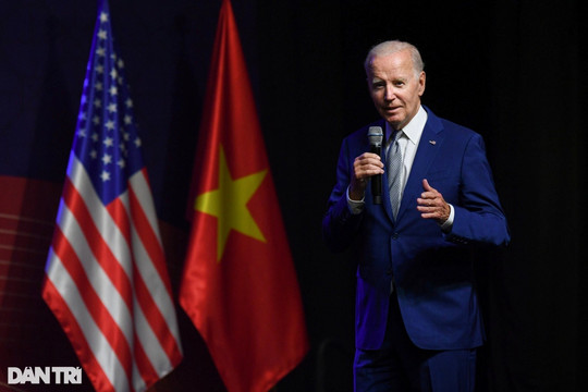 Hai lần lẩy Kiều của Tổng thống Biden