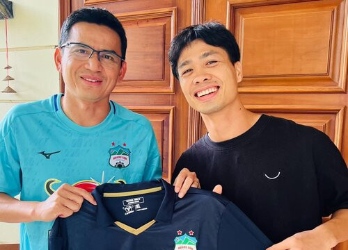 Tiền đạo Công Phượng có động thái mới với Hoàng Anh Gia Lai FC