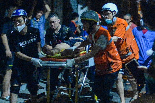 8 giờ cứu nạn chung cư 56 người chết, đội trưởng cứu hộ kể giây phút ám ảnh