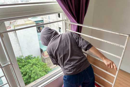 Bỏ 700 triệu đồng mua chung cư mini 45m2 ở Hà Nội: Sống trong sợ hãi!