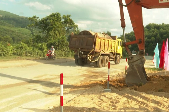 Cử tri kiến nghị mở rộng quốc lộ, Bộ GTVT chưa bố trí được vốn