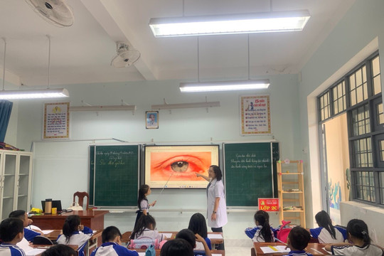 Dịch bệnh đau mắt đỏ tăng mạnh trên địa bàn thành phố Kon Tum