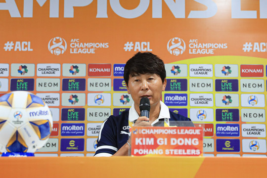 Huấn luyện viên đội Pohang Steelers: 'Hà Nội FC có nhiều cầu thủ tốc độ'