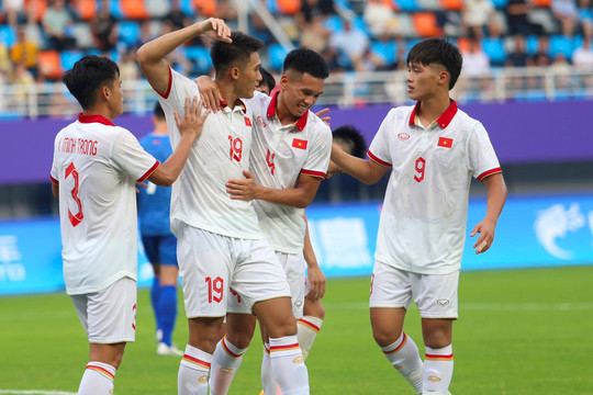 Olympic Việt Nam thắng trận ra quân Asiad 19 trước Olympic Mông Cổ 