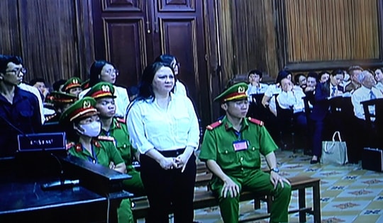 Giá như họ biết điểm dừng...