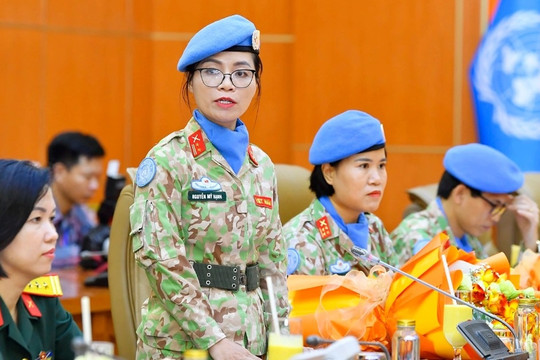 3 sĩ quan 'mũ nồi xanh' Việt Nam sắp lên đường đến châu Phi