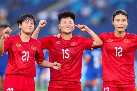 Tuyển nữ Việt Nam thắng áp đảo trước tuyển Bangladesh