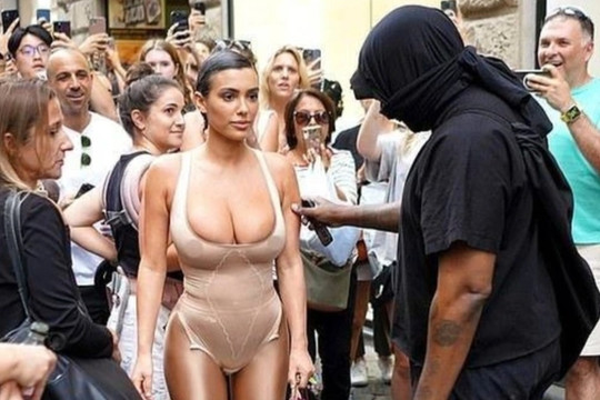 Nhà chức trách Italy lên tiếng cảnh cáo vợ chồng Kanye West