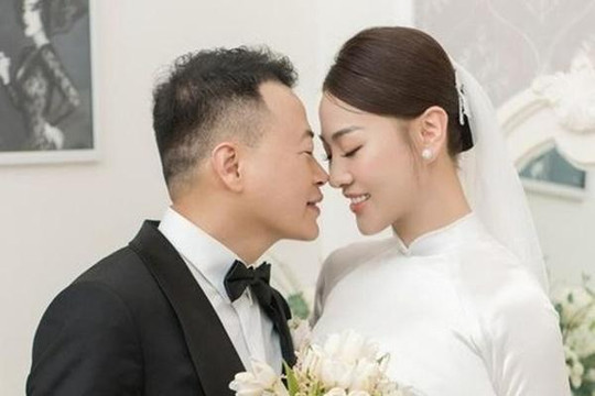 Phương Oanh - Shark Bình ấn định ngày cưới