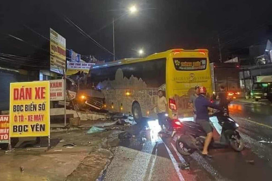 Tập trung cứu các trường hợp nặng trong vụ tai nạn giao thông tại Đồng Nai