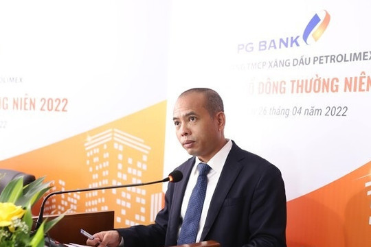 Ngồi chưa 'ấm chỗ', Chủ tịch PG Bank đã xin từ nhiệm