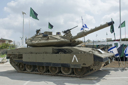 Israel biên chế xe tăng mới nhất có tích hợp trí thông minh nhân tạo