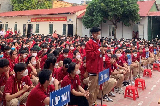 Xôn xao học sinh bị 'đuổi' vì phụ huynh tố cáo trường: Sở GD&ĐT Hà Nội lên tiếng
