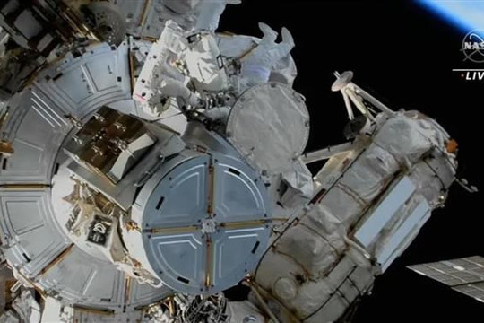 NASA và ESA sắp thực hiện 2 chuyến đi bộ ngoài không gian