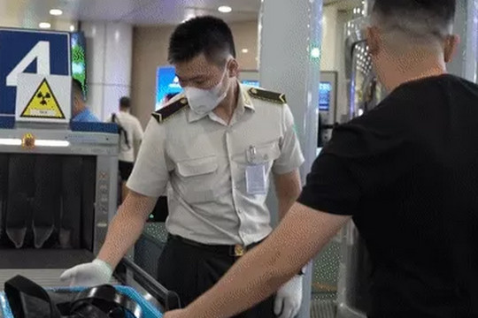 Vạch trần 60 vụ 'cầm nhầm' tài sản tại sân bay Nội Bài như thế nào?