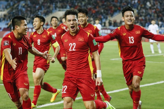 Báo Trung Quốc: 'Đội nhà không được thua tuyển Việt Nam thêm lần nữa'