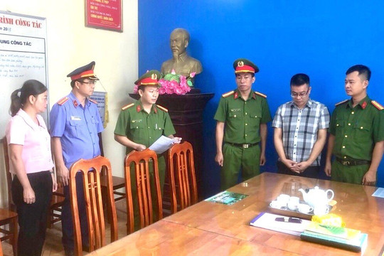 Trưởng phòng Công ty Bảo Việt Hà Nam bị bắt