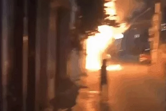 7 người thoát nạn trong vụ cháy ngôi nhà 4 tầng ở Hà Nội trong đêm