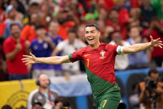 Ronaldo quyết không từ giã đội tuyển Bồ Đào Nha trước Euro 2024